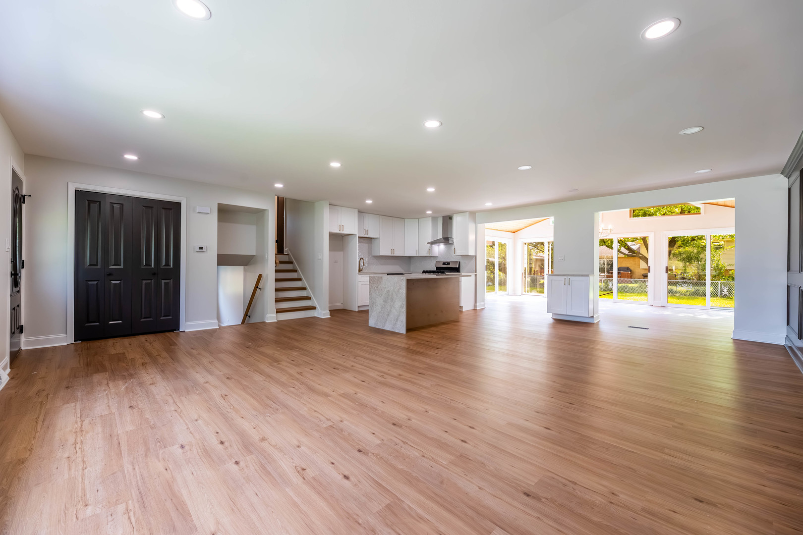 9S215 Florence Avenue