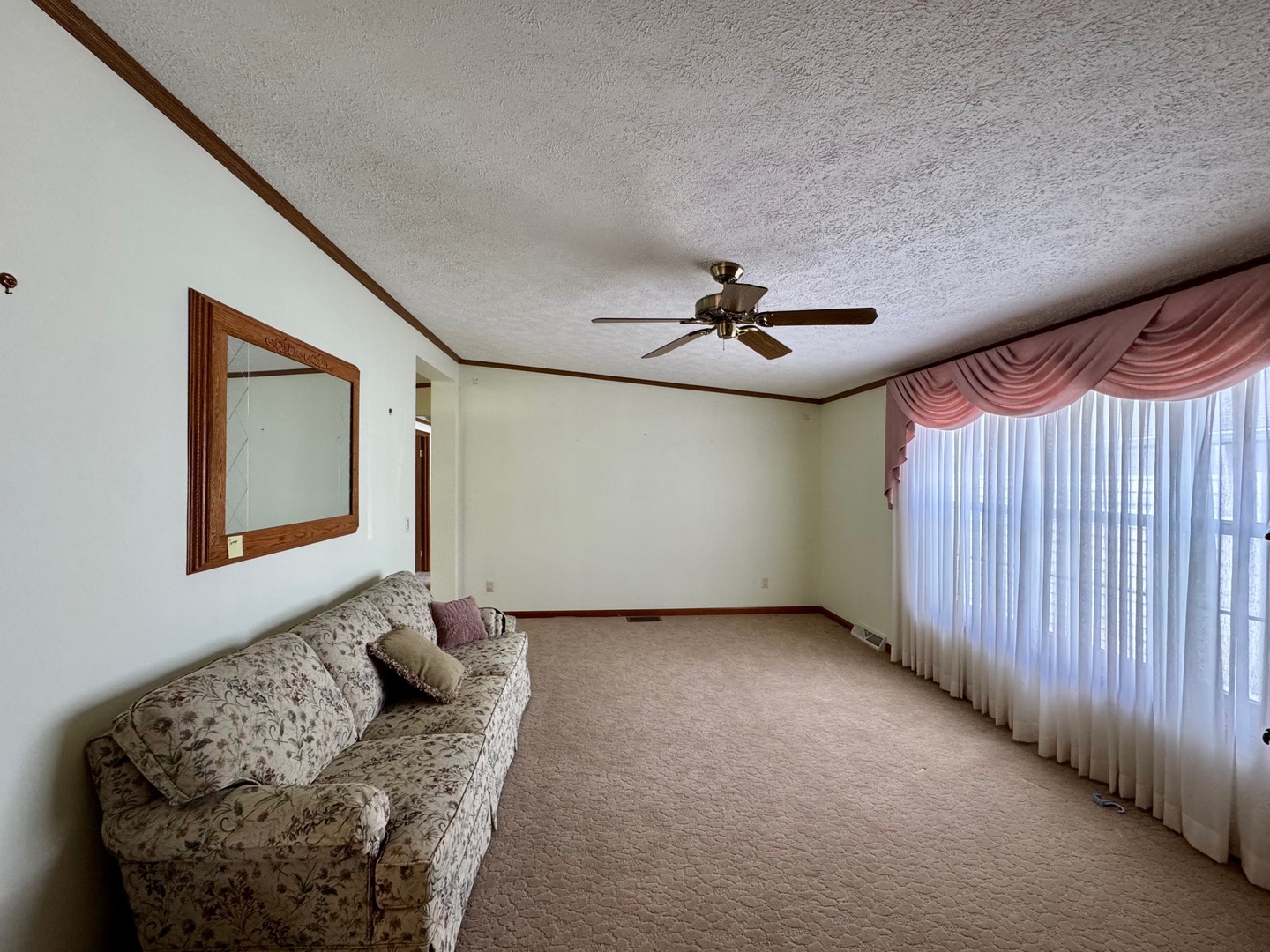 728 Cherokee Trail