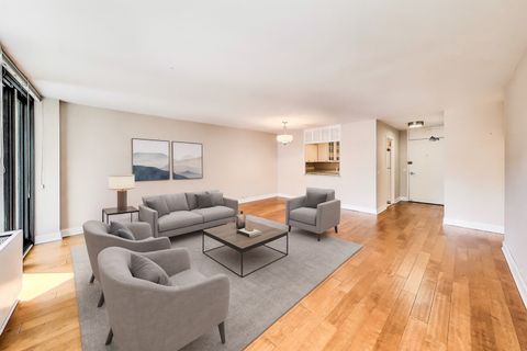 Tiny photo for 1560 N Sandburg Terrace #510, Chicago, IL 60610 (MLS # 12491867)