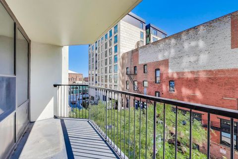 Tiny photo for 1560 N Sandburg Terrace #510, Chicago, IL 60610 (MLS # 12491867)