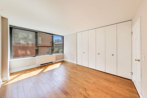 Tiny photo for 1560 N Sandburg Terrace #510, Chicago, IL 60610 (MLS # 12491867)
