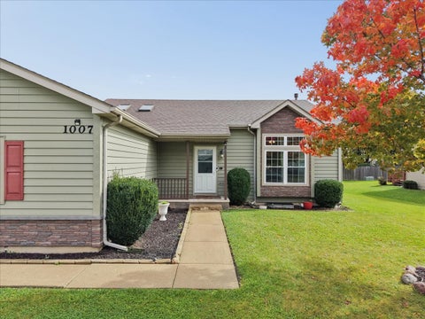 Tiny photo for 1007 Cardinal Drive, Zion, IL 60099 (MLS # 12783995)
