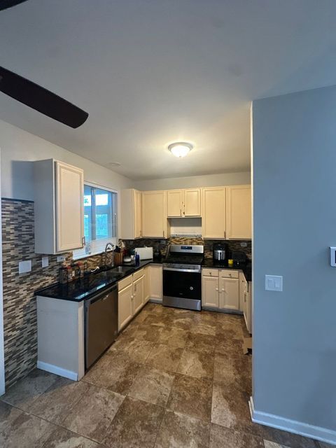 Tiny photo for 3133 Heritage Boulevard, Matteson, IL 60443 (MLS # 12451189)