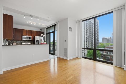 Tiny photo for 233 E 13TH Street #709, Chicago, IL 60605 (MLS # 12634037)