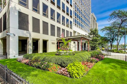 Tiny photo for 1100 N Lake Shore Drive #27B, Chicago, IL 60611 (MLS # 12612151)