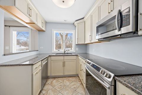 Tiny photo for 4426 Florence Avenue, Downers Grove, IL 60515 (MLS # 12515636)