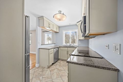 Tiny photo for 4426 Florence Avenue, Downers Grove, IL 60515 (MLS # 12515636)