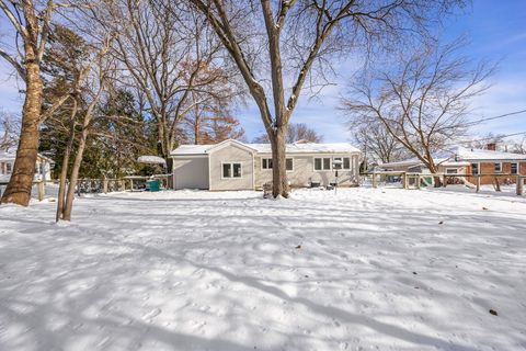 Tiny photo for 4426 Florence Avenue, Downers Grove, IL 60515 (MLS # 12515636)