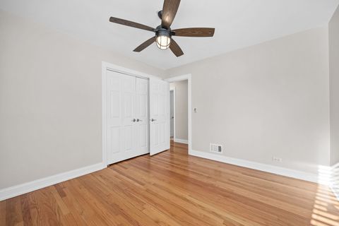 Tiny photo for 4426 Florence Avenue, Downers Grove, IL 60515 (MLS # 12515636)