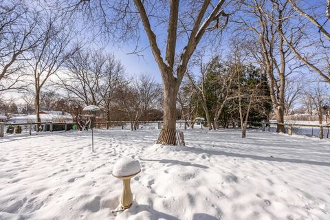Tiny photo for 4426 Florence Avenue, Downers Grove, IL 60515 (MLS # 12515636)
