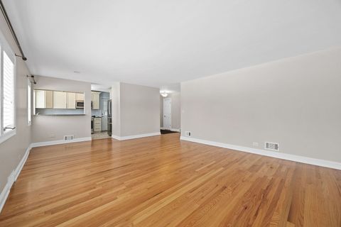 Tiny photo for 4426 Florence Avenue, Downers Grove, IL 60515 (MLS # 12515636)