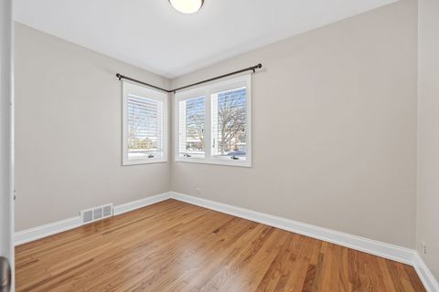 Tiny photo for 4426 Florence Avenue, Downers Grove, IL 60515 (MLS # 12515636)