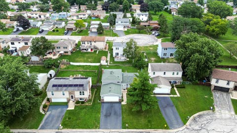 Tiny photo for 915 Wampum Court, Carol Stream, IL 60188 (MLS # 12733856)