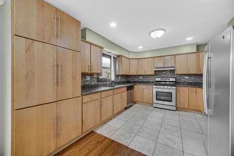 Tiny photo for 915 Wampum Court, Carol Stream, IL 60188 (MLS # 12733856)