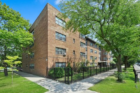 7801 S South Shore Drive Chicago IL 60649
