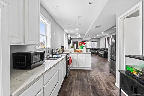 Tiny photo for 12531 S Honore Street, Calumet Park, IL 60827 (MLS # 12555292)