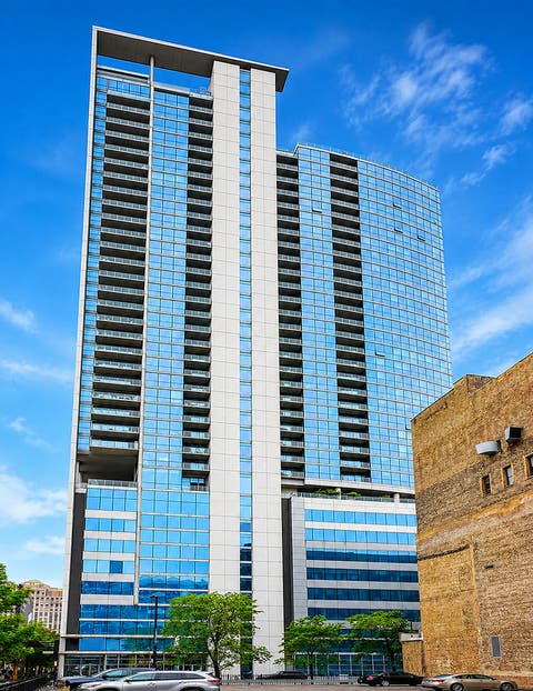 Photo of 303 W Ohio Street #2902, Chicago, IL 60654 (MLS # 12737552)