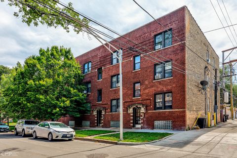Tiny photo for 1949 W Argyle Street #1, Chicago, IL 60640 (MLS # 12490821)