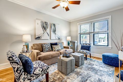Tiny photo for 1949 W Argyle Street #1, Chicago, IL 60640 (MLS # 12490821)