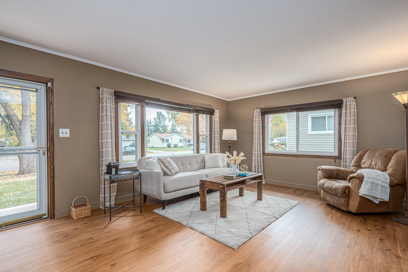 227 S Randall Road