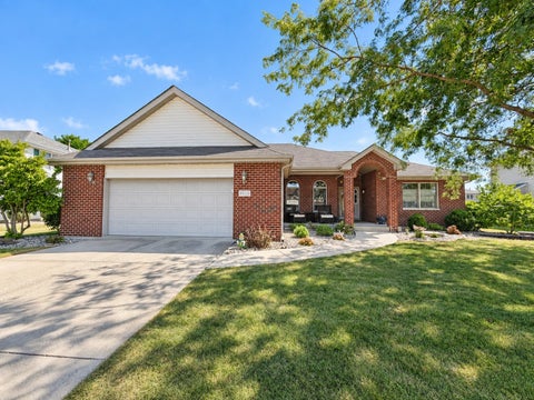 Photo of 1024 Southcreek Drive, Manteno, IL 60950 (MLS # 12753127)