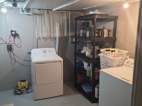 Tiny photo for 2129 Ash Street #G, Des Plaines, IL 60018 (MLS # 12629563)