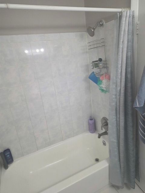 Tiny photo for 2129 Ash Street #G, Des Plaines, IL 60018 (MLS # 12629563)
