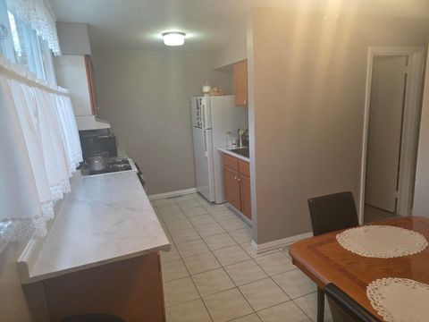 Tiny photo for 2129 Ash Street #G, Des Plaines, IL 60018 (MLS # 12629563)