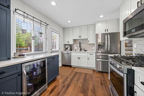 Tiny photo for 36449 N Streamwood Drive, Gurnee, IL 60031 (MLS # 12626350)