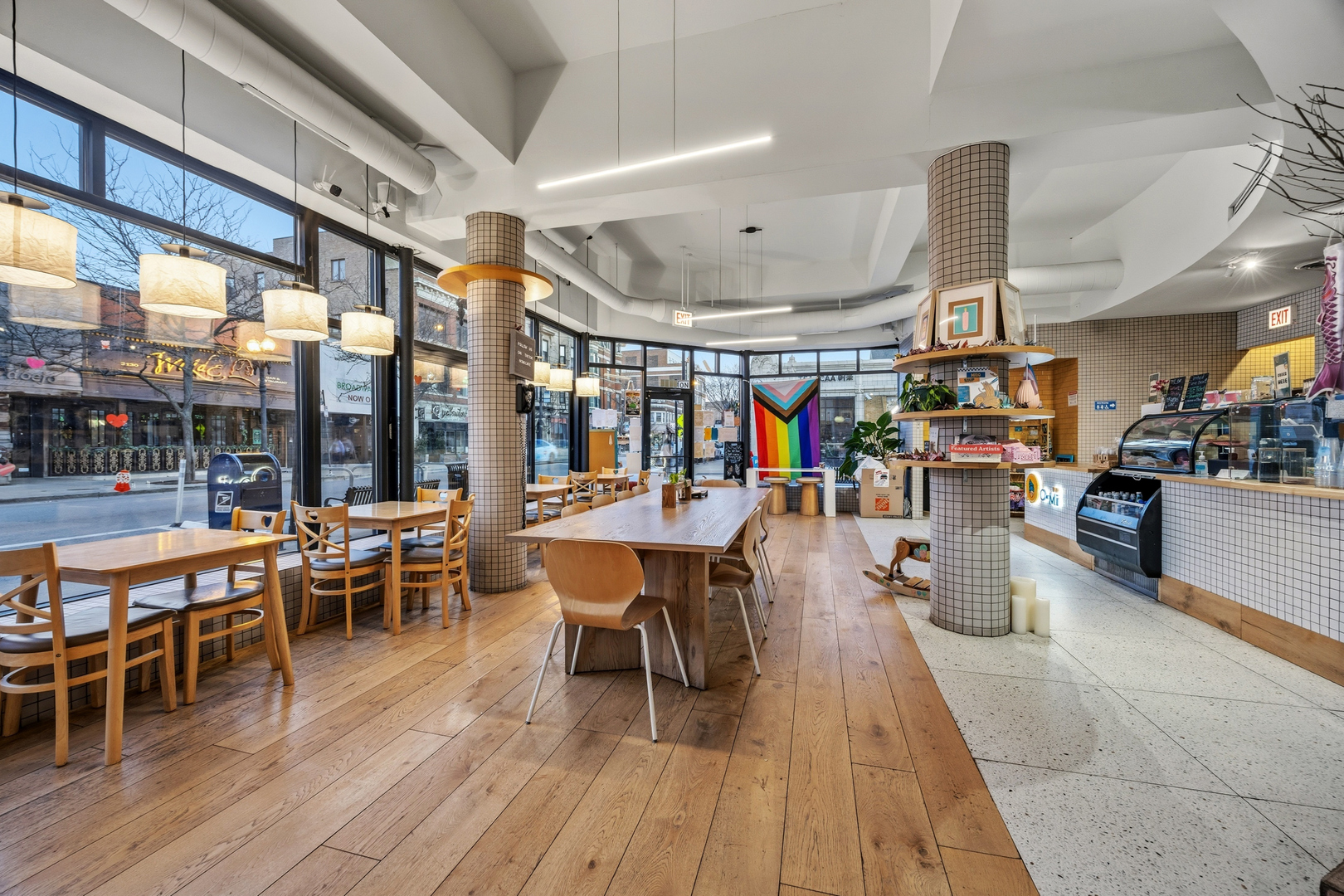 3135 N Broadway Street