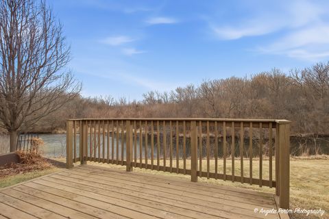 Tiny photo for 606 Waters Edge Drive #A, McHenry, IL 60050 (MLS # 12576218)