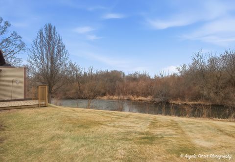Tiny photo for 606 Waters Edge Drive #A, McHenry, IL 60050 (MLS # 12576218)