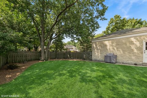 Tiny photo for 3212 Otto Lane, Evanston, IL 60201 (MLS # 12419389)