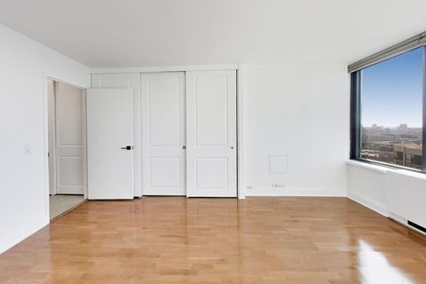 Tiny photo for 1560 N Sandburg Terrace #2411J, Chicago, IL 60610 (MLS # 12619146)