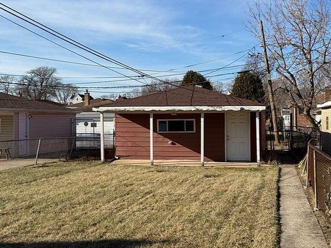 Tiny photo for 8826 S Prairie Avenue, Chicago, IL 60619 (MLS # 12553770)
