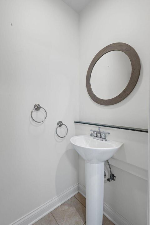 Tiny photo for 837 E Rockland Road, Libertyville, IL 60048 (MLS # 12496585)