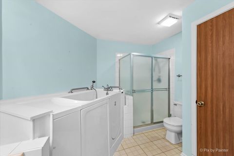 Tiny photo for 1694 Penny Lane #A, Crystal Lake, IL 60014 (MLS # 12477828)