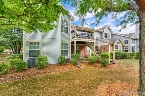 Tiny photo for 1694 Penny Lane #A, Crystal Lake, IL 60014 (MLS # 12477828)