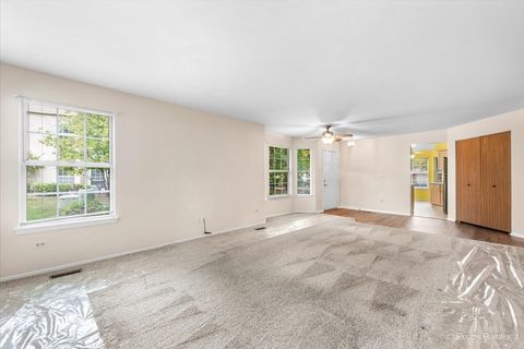 Tiny photo for 1694 Penny Lane #A, Crystal Lake, IL 60014 (MLS # 12477828)