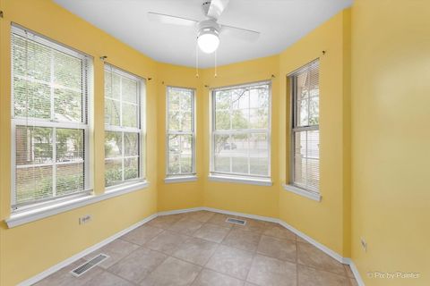 Tiny photo for 1694 Penny Lane #A, Crystal Lake, IL 60014 (MLS # 12477828)