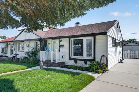 Tiny photo for 8743 S Kolin Avenue, Hometown, IL 60456 (MLS # 12729246)