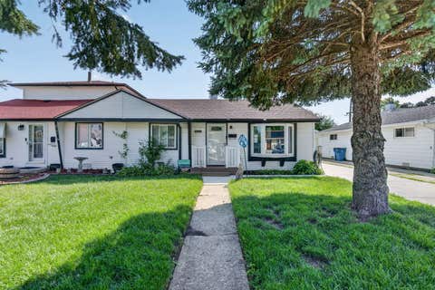 Tiny photo for 8743 S Kolin Avenue, Hometown, IL 60456 (MLS # 12729246)