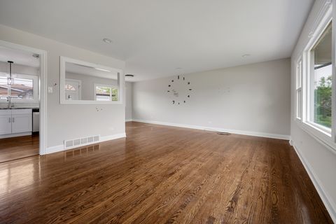 Tiny photo for 90 Peyton Drive, Chicago Heights, IL 60411 (MLS # 12626452)