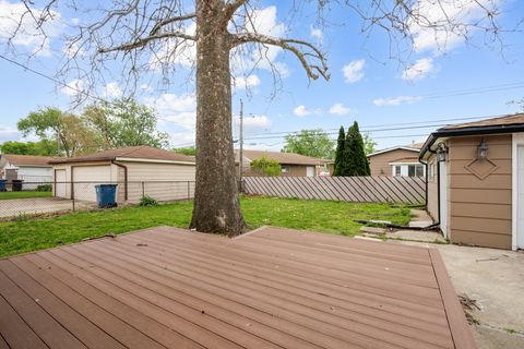 Tiny photo for 90 Peyton Drive, Chicago Heights, IL 60411 (MLS # 12626452)