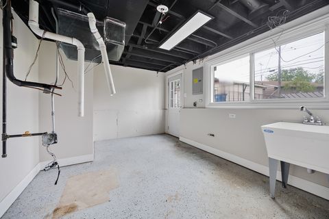 Tiny photo for 90 Peyton Drive, Chicago Heights, IL 60411 (MLS # 12626452)