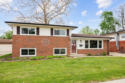 Tiny photo for 90 Peyton Drive, Chicago Heights, IL 60411 (MLS # 12626452)