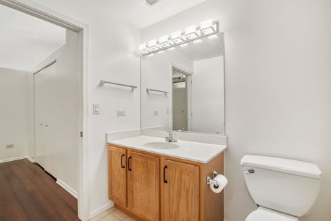 Tiny photo for 1000 E 53rd Street #219, Chicago, IL 60615 (MLS # 12514810)