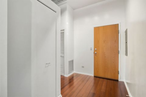 Tiny photo for 1000 E 53rd Street #219, Chicago, IL 60615 (MLS # 12514810)