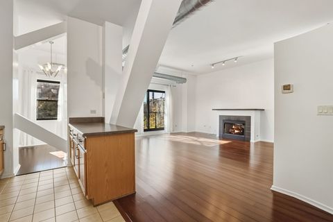 Tiny photo for 1000 E 53rd Street #219, Chicago, IL 60615 (MLS # 12514810)