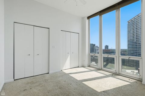 Tiny photo for 1600 S Indiana Avenue #1401, Chicago, IL 60616 (MLS # 12660997)
